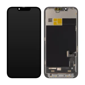 Изображение на резервна част - OLED дисплей за iPhone 13, показано в два изгледа един до друг на чист бял фон. Левият изглед показва изцяло черната предна страна на изключения екран, с видимия тесен прорез (notch) за TrueDepth камерата. Десният изглед показва задната вътрешна страна, разкриваща техническата конструкция, метални екрани, гъвкави плоски кабели (flex кабели) с конектори за връзка, контактни площадки, чипове и QR кодове.