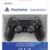 Оригинално опакован джойстик за PS4 DualShock 4 в класически черен цвят с логото на PlayStation.