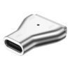 Преходник USB-C към MagSafe, изработен от цинкова сплав с интелигентен чип за безопасно и ефективно зареждане.